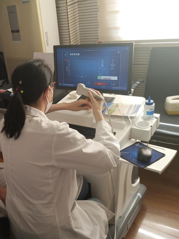 上海市楊浦區(qū)中心醫(yī)院引進(jìn)品源醫(yī)療骨密度儀, 非常感謝醫(yī)院對(duì)我們產(chǎn)品的認(rèn)可 上海市楊浦區(qū)中心醫(yī)院引進(jìn)品源醫(yī)療骨密度儀, 非常感謝醫(yī)院對(duì)我們產(chǎn)品的認(rèn)可